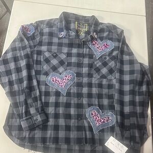 Women’s Blue Checkered Shirt with Heart Accents XXL